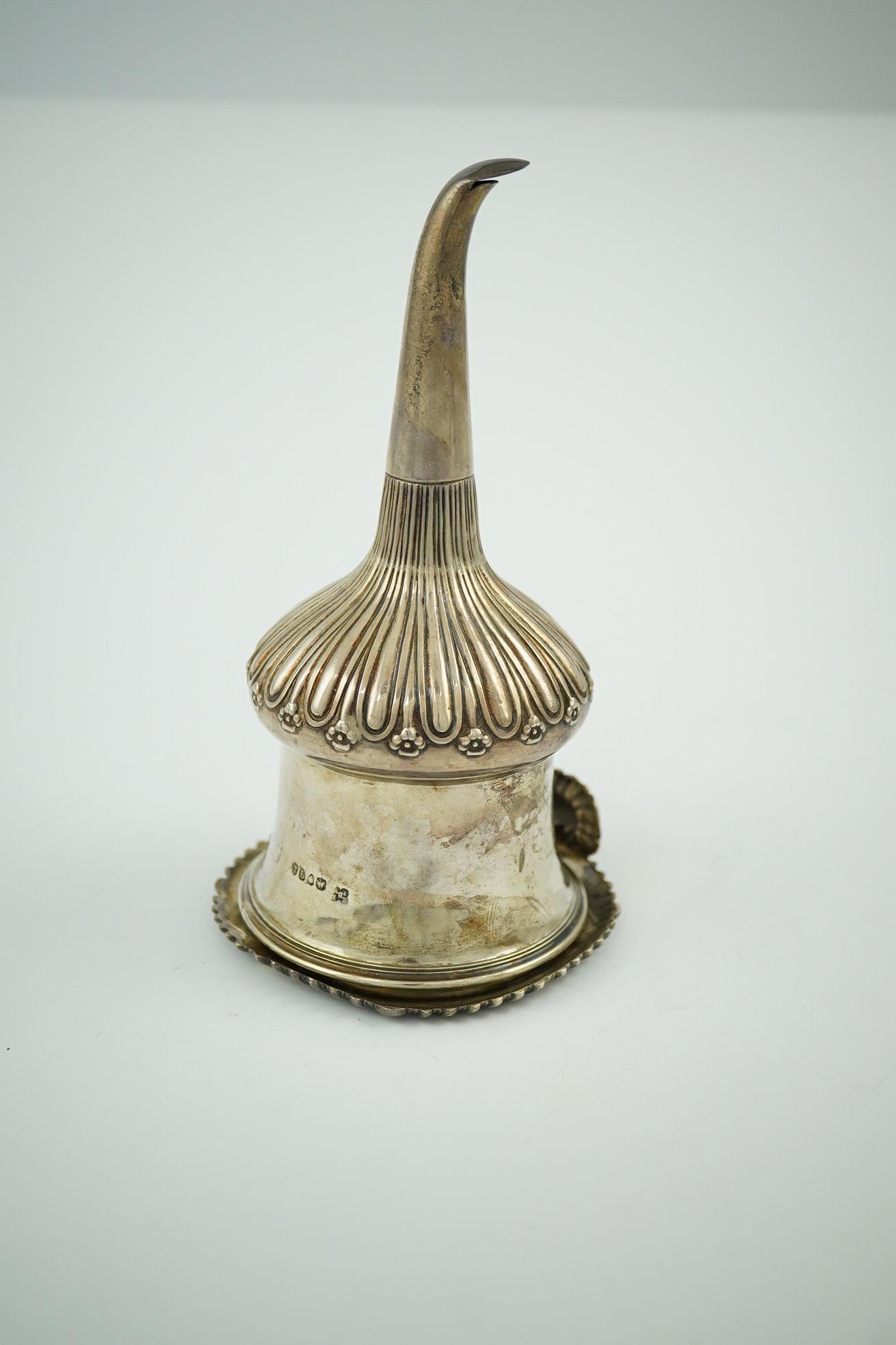 A William IV silver wine funnel, by The Barnards